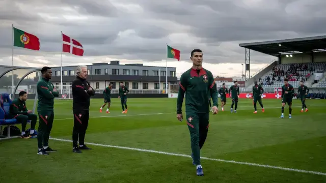 Ronaldo Fica de Fora do Treino Antes do Duelo com a Dinamarca